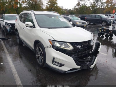NISSAN ROGUE 2017