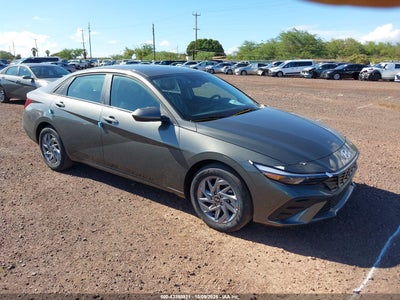 HYUNDAI ELANTRA HYBRID 2025