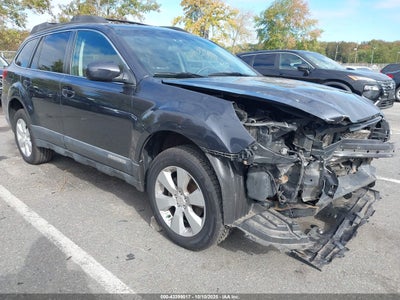 SUBARU OUTBACK 2010