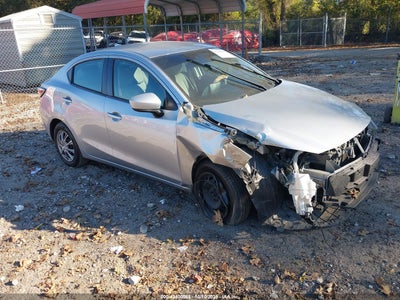 TOYOTA YARIS 2019