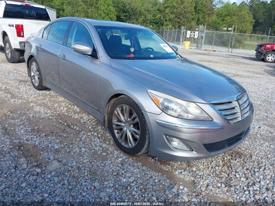 HYUNDAI GENESIS 2013