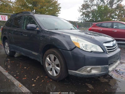 SUBARU OUTBACK 2010