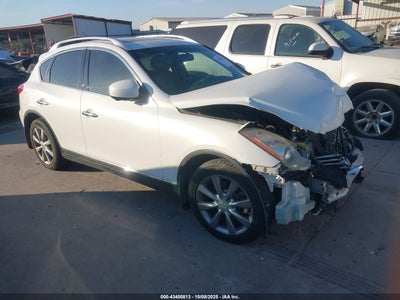 INFINITI EX35 2011