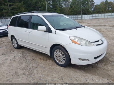 TOYOTA SIENNA 2009
