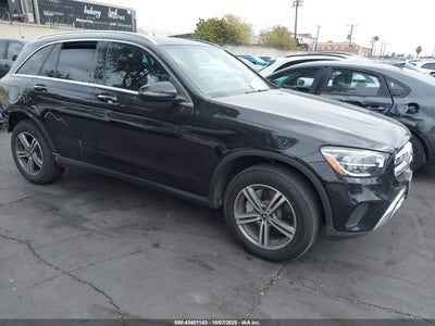MERCEDES-BENZ GLC 300 2020