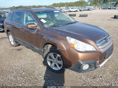 SUBARU OUTBACK 2013