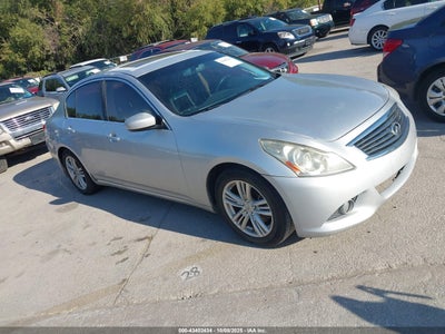 INFINITI G37 2013