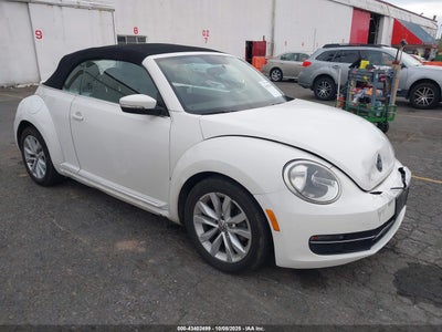 VOLKSWAGEN BEETLE 2013