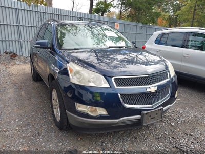 CHEVROLET TRAVERSE 2011