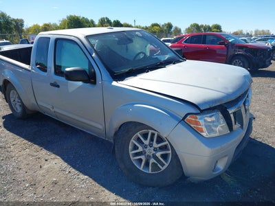 NISSAN FRONTIER 2015