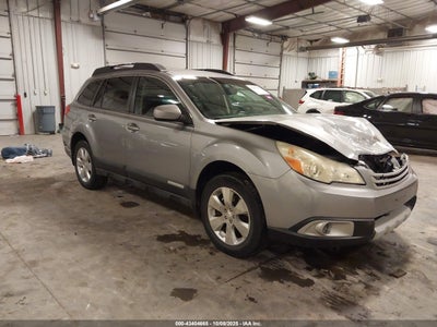 SUBARU OUTBACK 2011