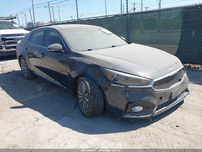 KIA CADENZA 2018