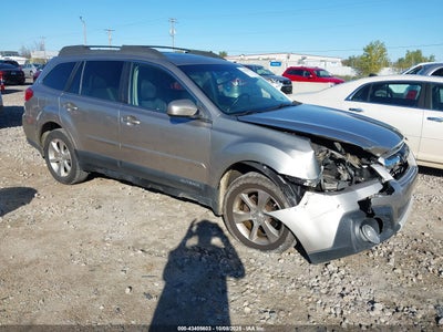 SUBARU OUTBACK 2014