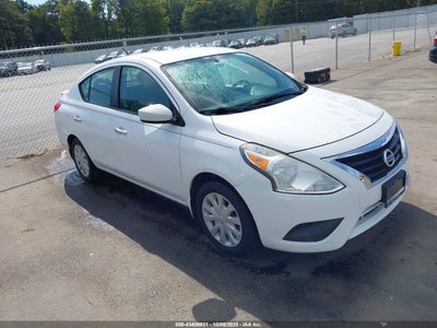 NISSAN VERSA 2016