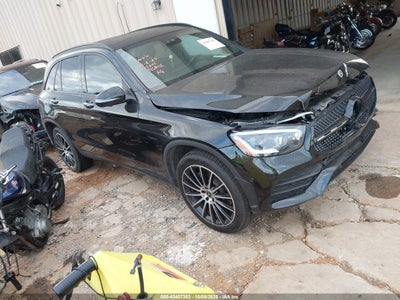 MERCEDES-BENZ GLC 300 2021