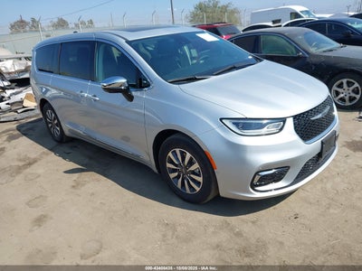 CHRYSLER PACIFICA HYBRID 2023