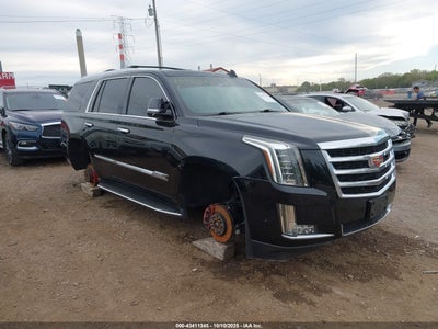 CADILLAC ESCALADE 2017