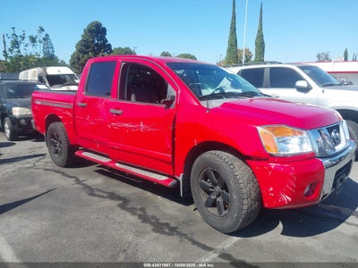 NISSAN TITAN 2011