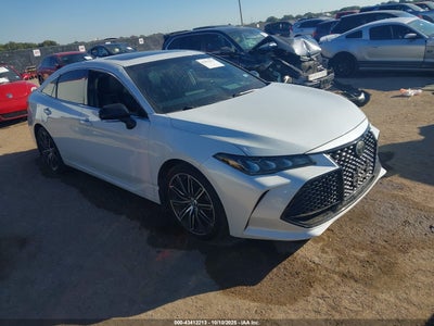 TOYOTA AVALON 2019