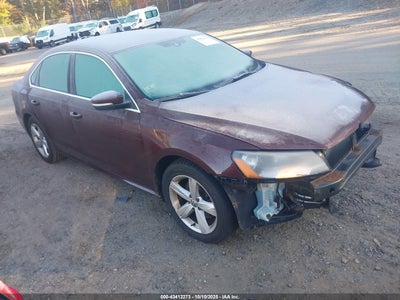 VOLKSWAGEN PASSAT 2013