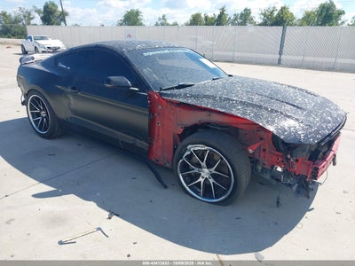 FORD MUSTANG 2019