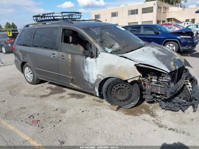 TOYOTA SIENNA 2004