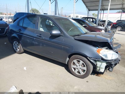 HYUNDAI ACCENT 2010