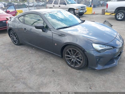 TOYOTA 86 2017