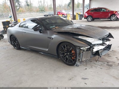 NISSAN GT-R 2020