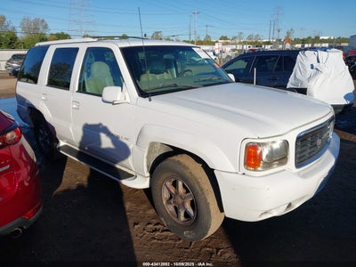 CADILLAC ESCALADE 2000