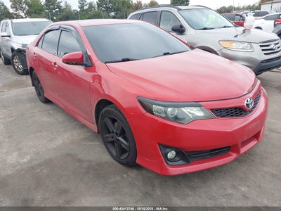 TOYOTA CAMRY 2013