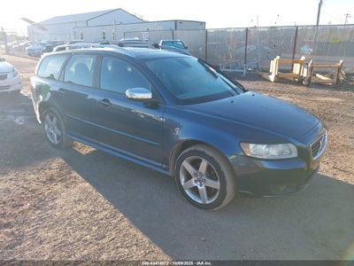 VOLVO V50 2010