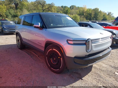 RIVIAN R1S 2025