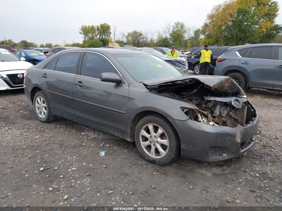 TOYOTA CAMRY 2010