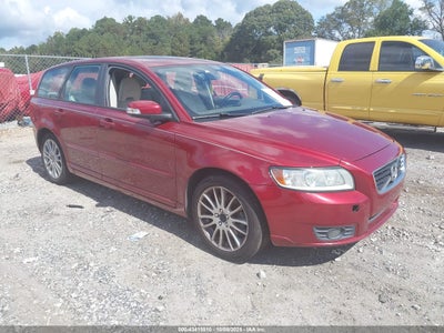 VOLVO V50 2011