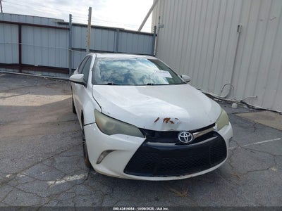 TOYOTA CAMRY 2016