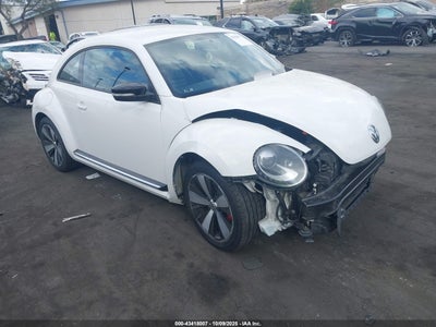 VOLKSWAGEN BEETLE 2012