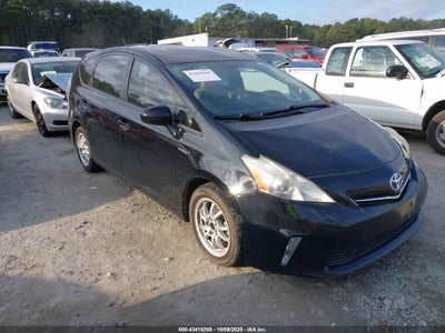 TOYOTA PRIUS V 2012