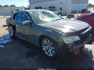 CHRYSLER 300 2019