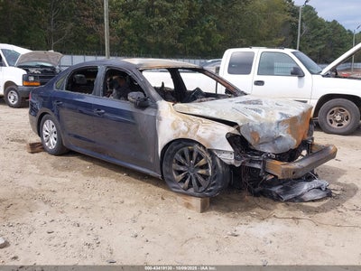 VOLKSWAGEN PASSAT 2014