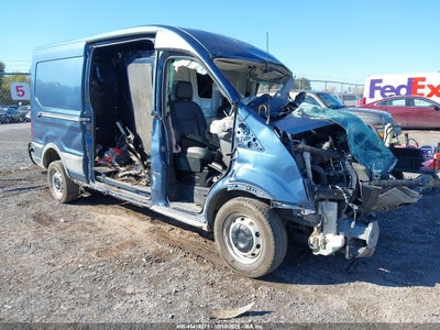 FORD TRANSIT-250 2024