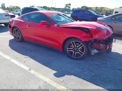 FORD MUSTANG 2023