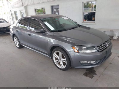 VOLKSWAGEN PASSAT 2013
