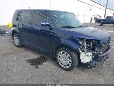 SCION XB 2013