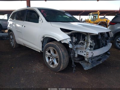 TOYOTA HIGHLANDER 2016