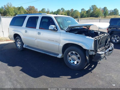 CADILLAC ESCALADE ESV 2004