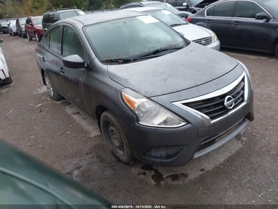 NISSAN VERSA 2017