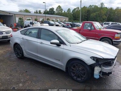 FORD FUSION HYBRID 2019