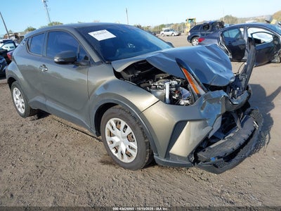 TOYOTA C-HR 2021