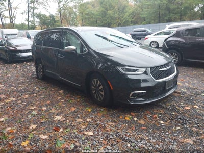 CHRYSLER PACIFICA HYBRID 2023